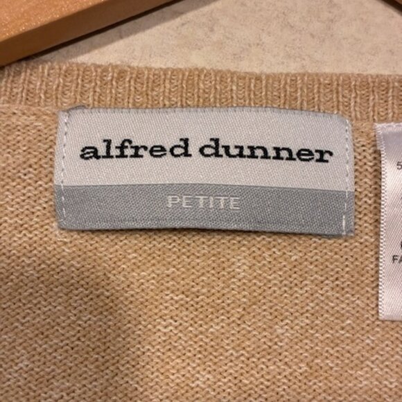 Alfred Dunner Women's Cardigan Patchwork Embroidered Flowers Beige Sweater Sz LP - Picture 4 of 8